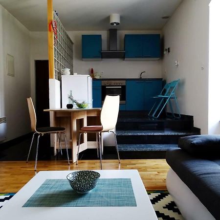 Apartment Naita Sinj Exteriér fotografie